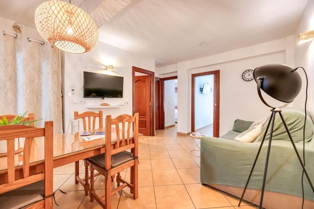 Encantador Apartamento Cerca Del Mar Malaga Luaran gambar